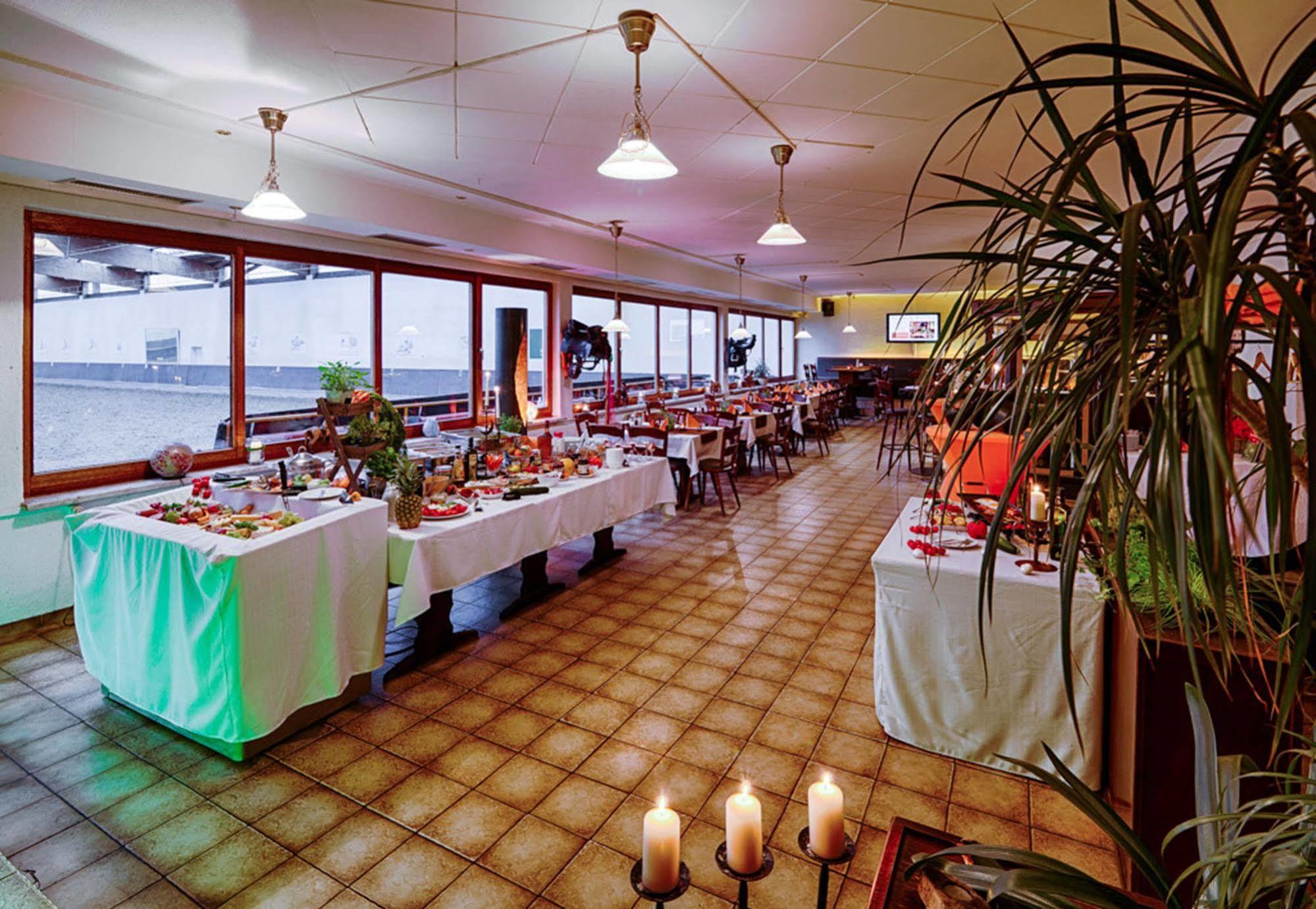 Hotel Dallgow Zewnętrze zdjęcie