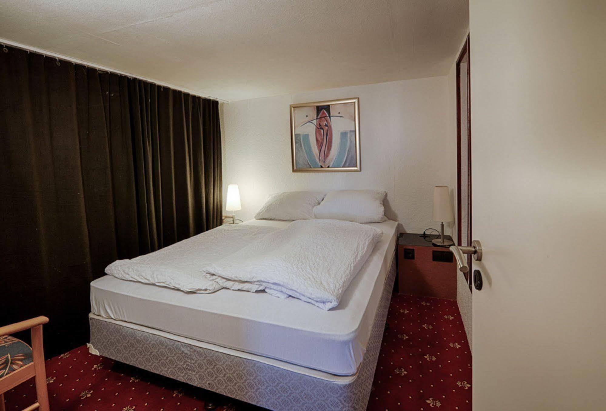 Hotel Dallgow Zewnętrze zdjęcie