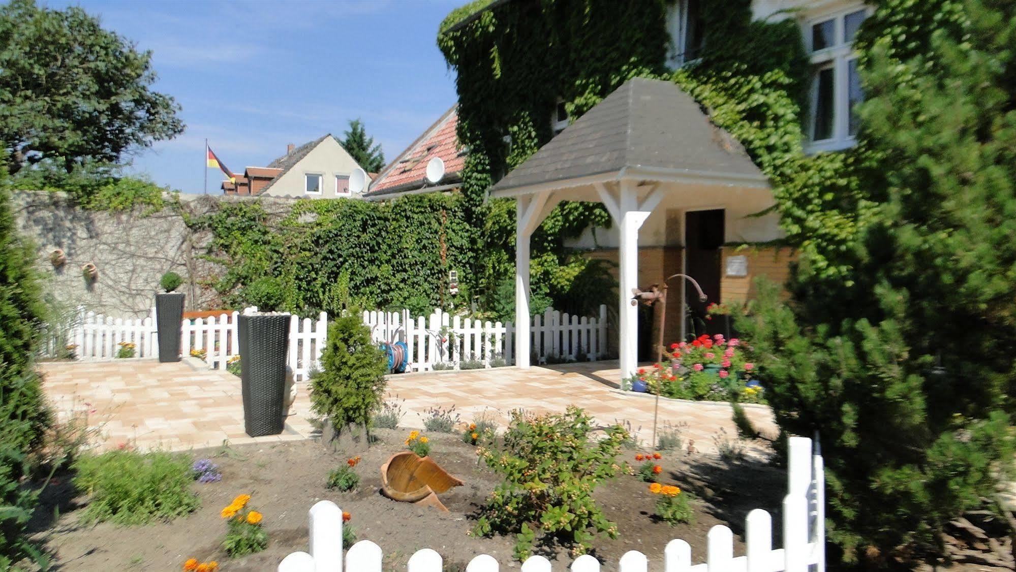 Hotel Dallgow Zewnętrze zdjęcie